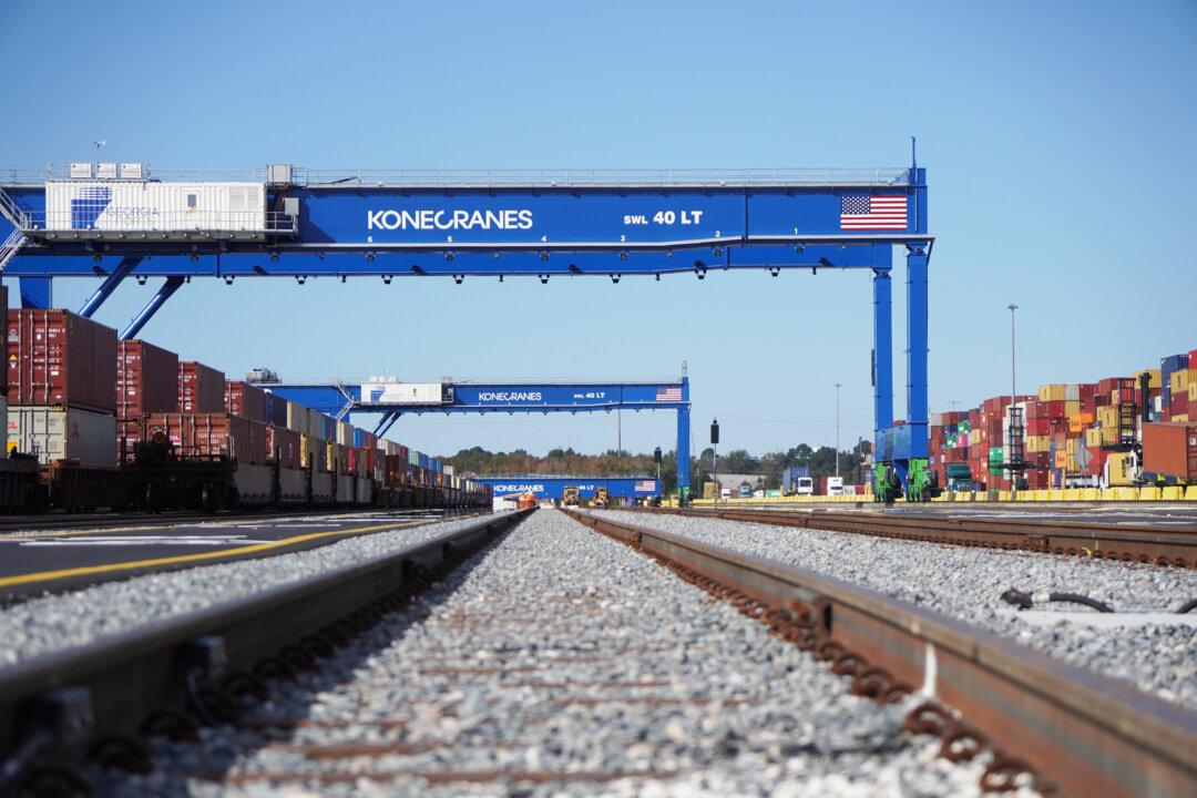 New Rail Terminal Makes Savannah’s Port 3rd Largest in Country