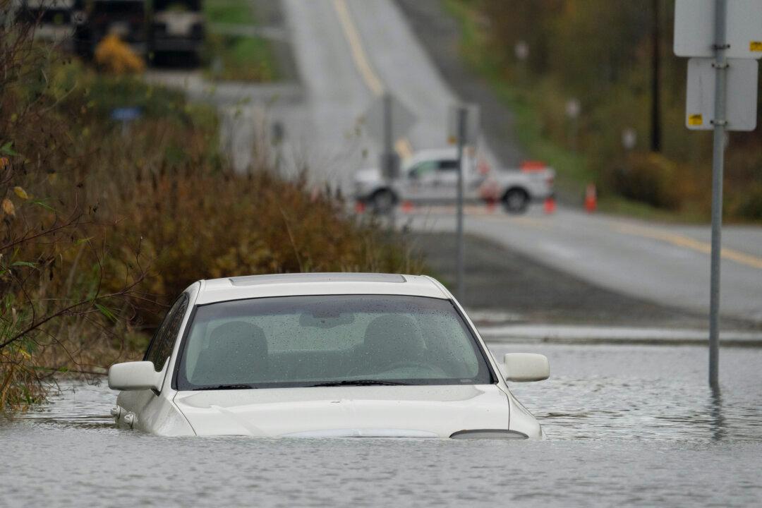 20 Evacuation Centres Open in BC for Rescued Motorists, Residents Escaping Flooding