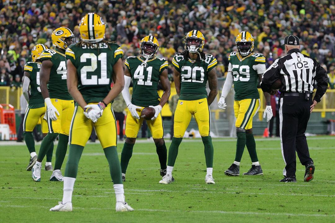 Want to Own a Share of the Green Bay Packers? Buy a Piece of the Team for $300, but Don’t Expect Dividends or a Gain