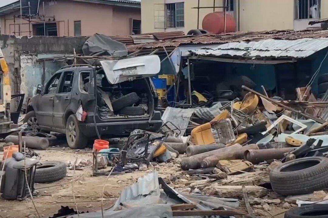 Gas Explosion in Nigeria’s Lagos Kills 5, Including a Child