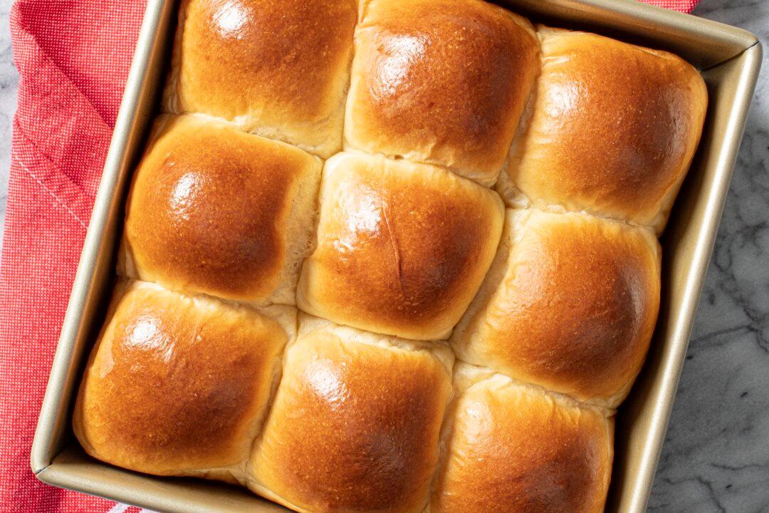 These Fluffy Dinner Rolls Really Rise to the Occasion