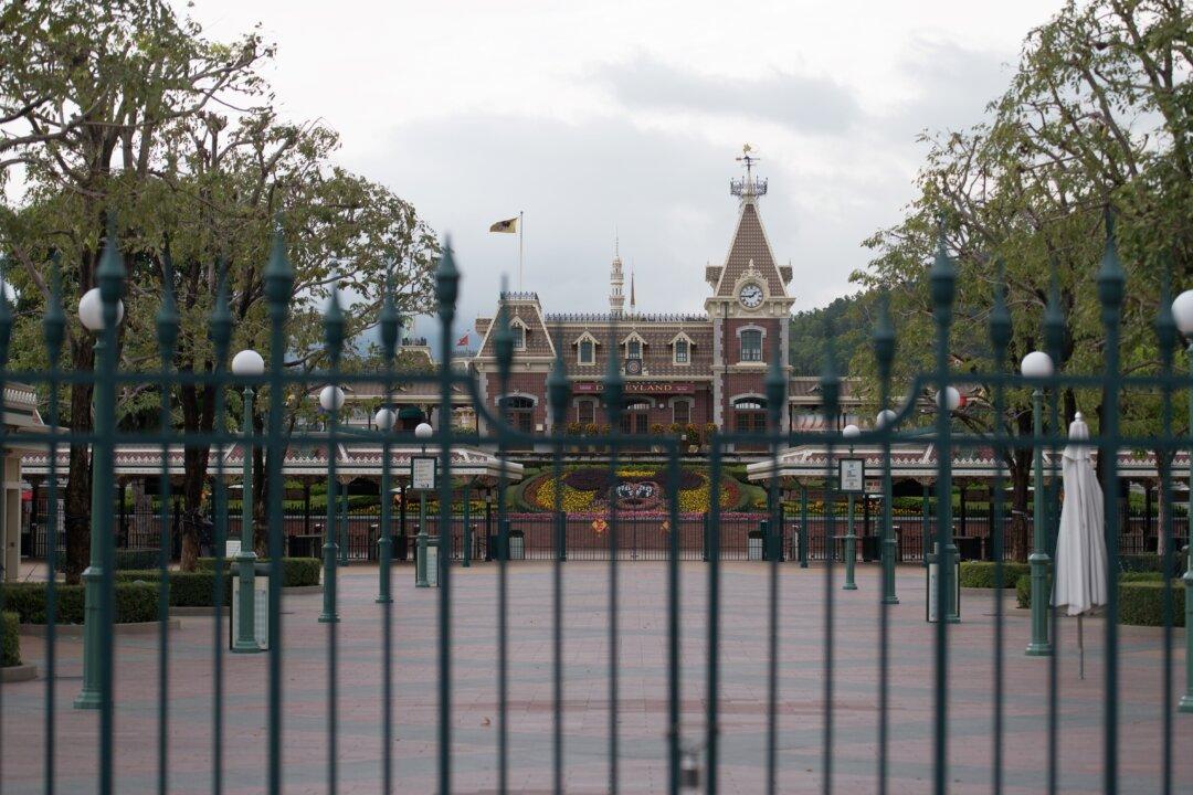 Hong Kong Disneyland Closes for One Day as Staff Take COVID-19 Tests