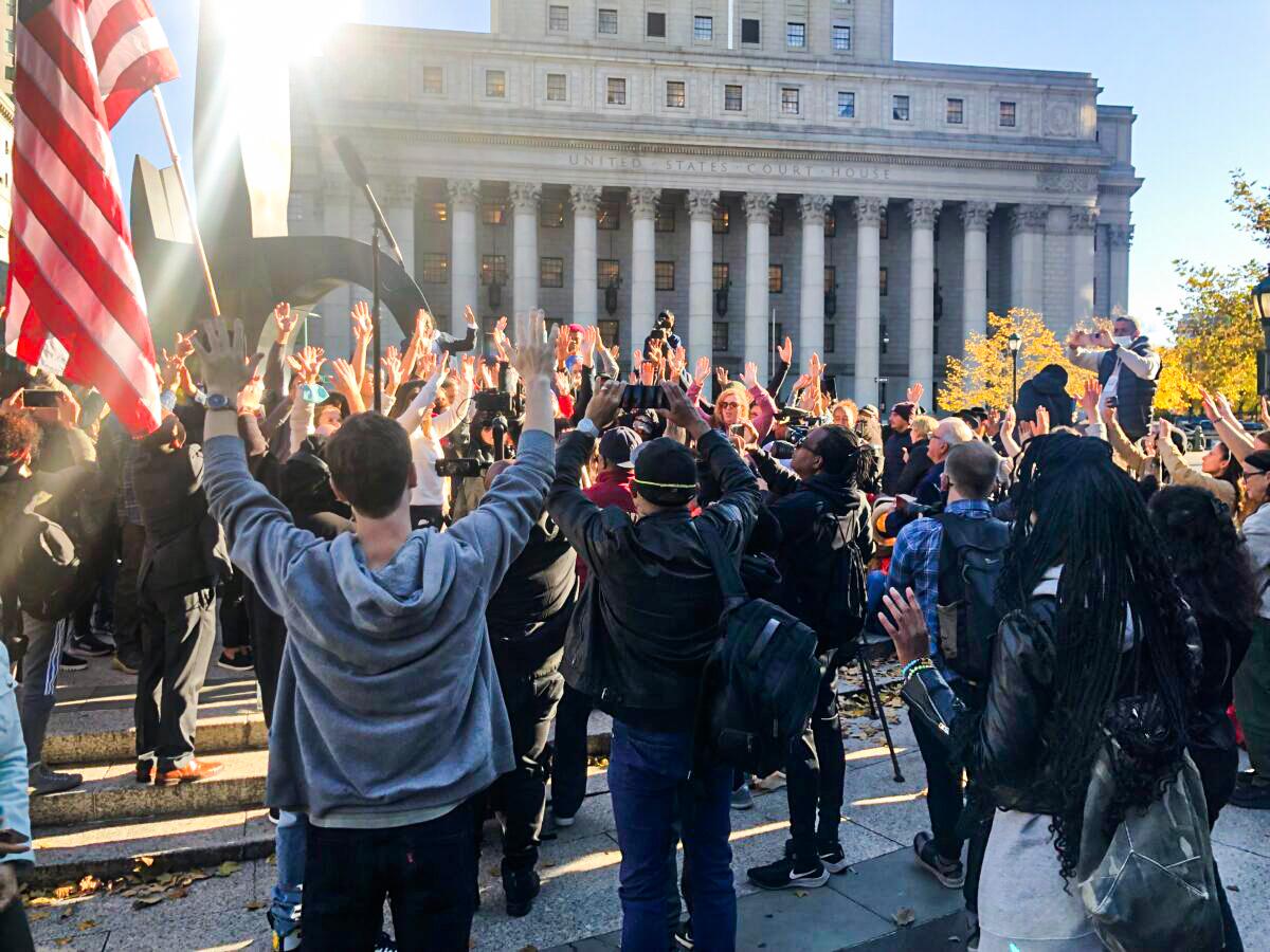 Court Rules 15 NYC Teachers Can Reapply for Vaccine Religious Exemption