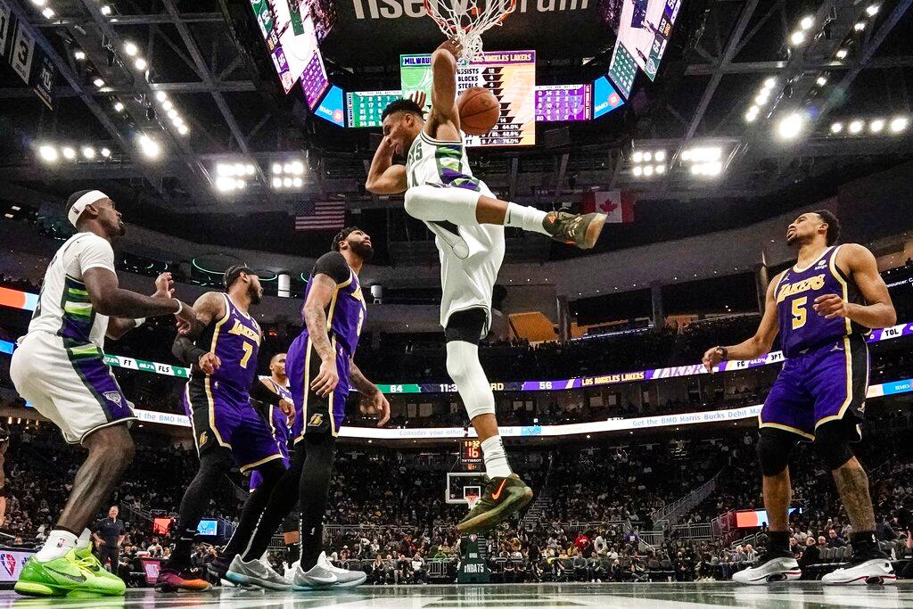 Milwaukee’s Antetokounmpo Scores 47 in Win Over Lakers
