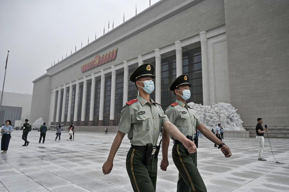The Chinese Regime Is Turning Homes Into Prisons