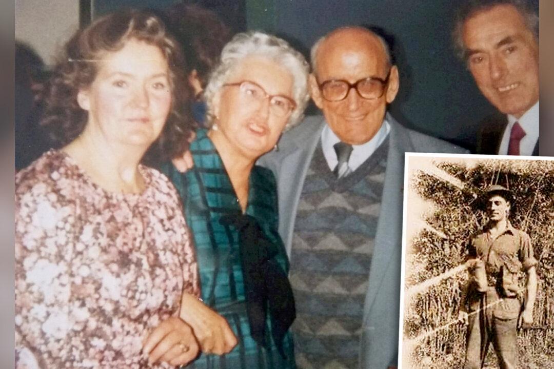 British Soldier Who Saved a Dying Man During WWII Was Reunited With Him 4 Decades Later