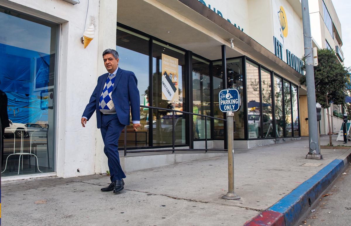 Café in Los Angeles Vandalized After Memorial for Iranian Women Goes Viral