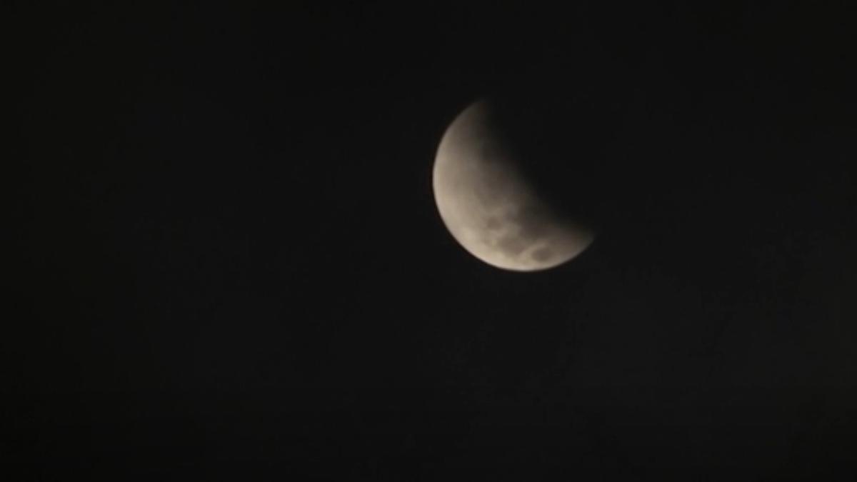 Almost Total Lunar Eclipse Delights Mexico Friends