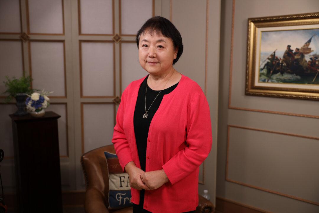 Witness Warns of Parallels Between China’s Cultural Revolution and the US Today