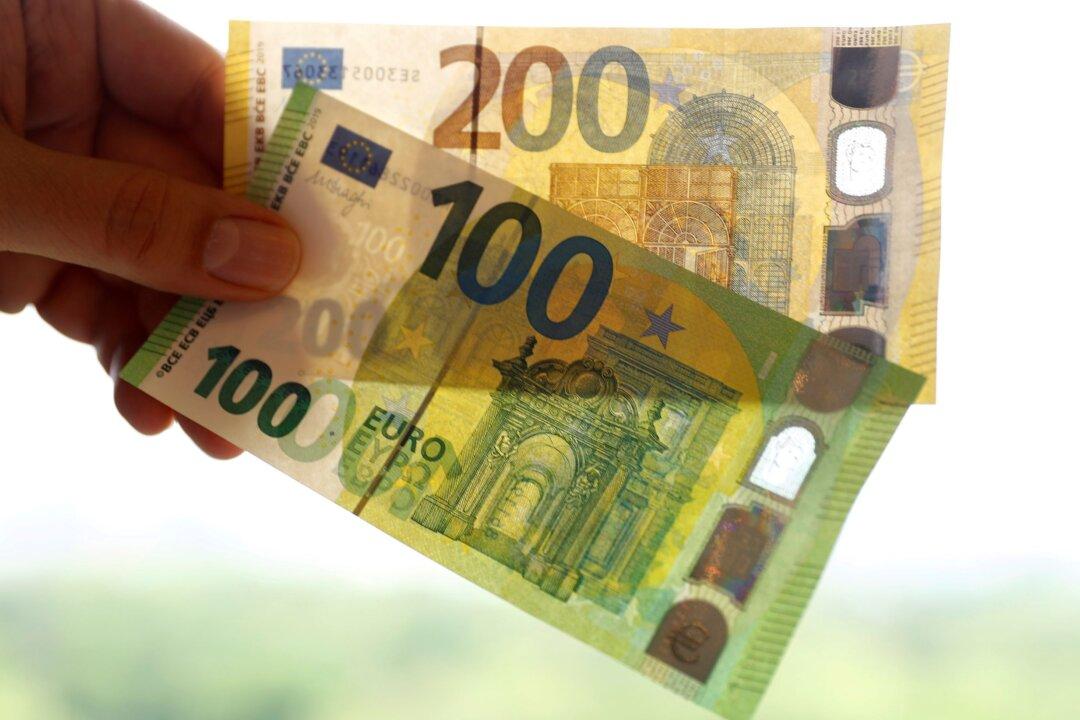 Germany’s Economy Is Taking a Breather but Inflation Isn’t, Bundesbank Warns
