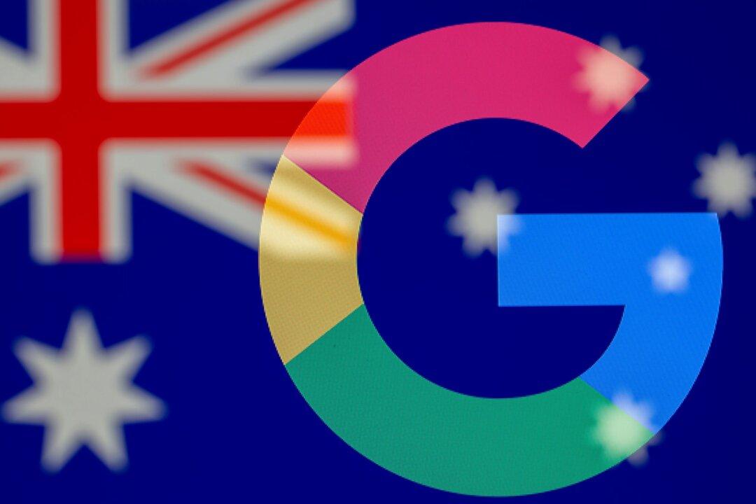 Australian Tycoon to Help Small Publishers Strike Deals With Google, Facebook