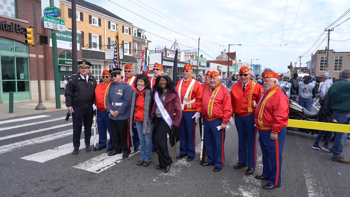 Philadelphia Neighborhood’s Thanksgiving Parade: Give Thanks to God