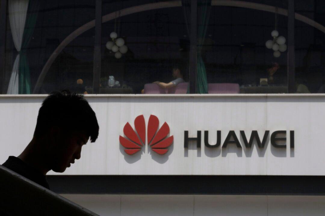 Tory MPs Call on Liberal Government to Ban Huawei From 5G Network
