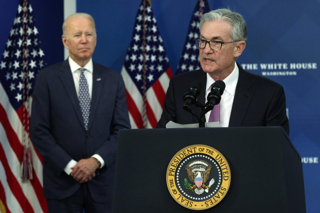 Powell Promises to Use Fed’s Powers to Prevent Higher Inflation from Becoming Entrenched