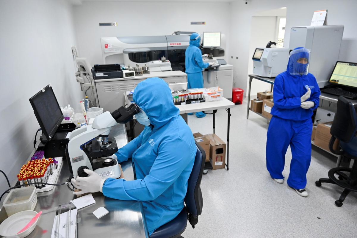 Boston University Defends Controversial Study on COVID Hybrid Strain With ‘80 Percent’ Mortality Rate in Mice