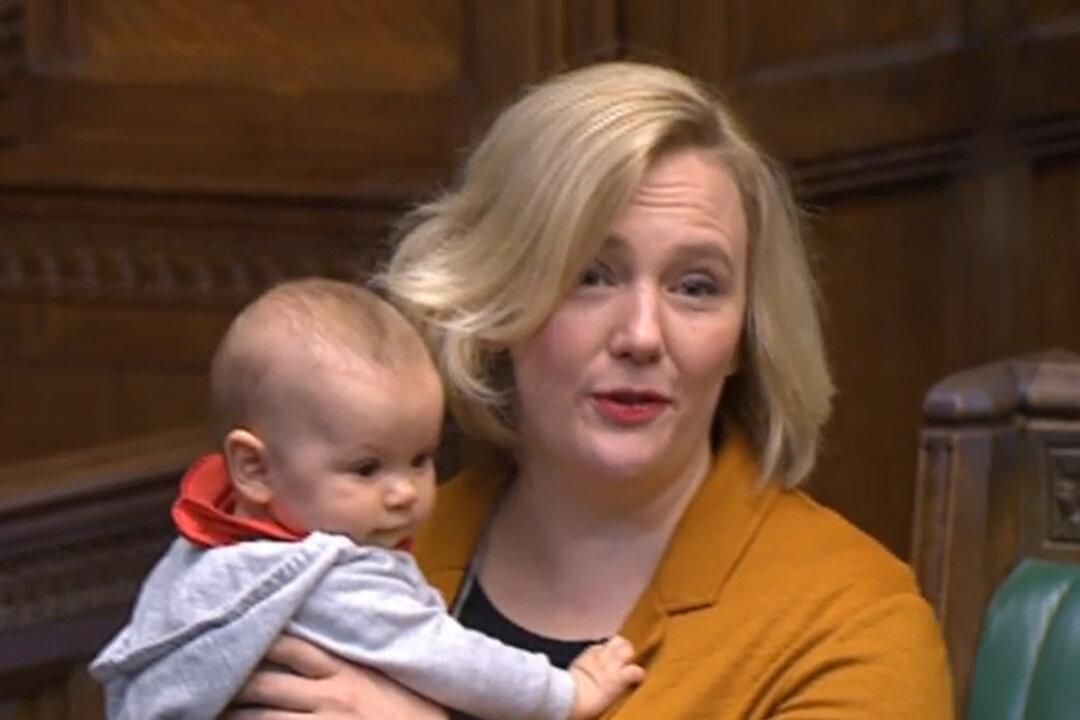 Review Ordered After UK Lawmaker Told Not to Bring Baby to Parliamentary Chamber