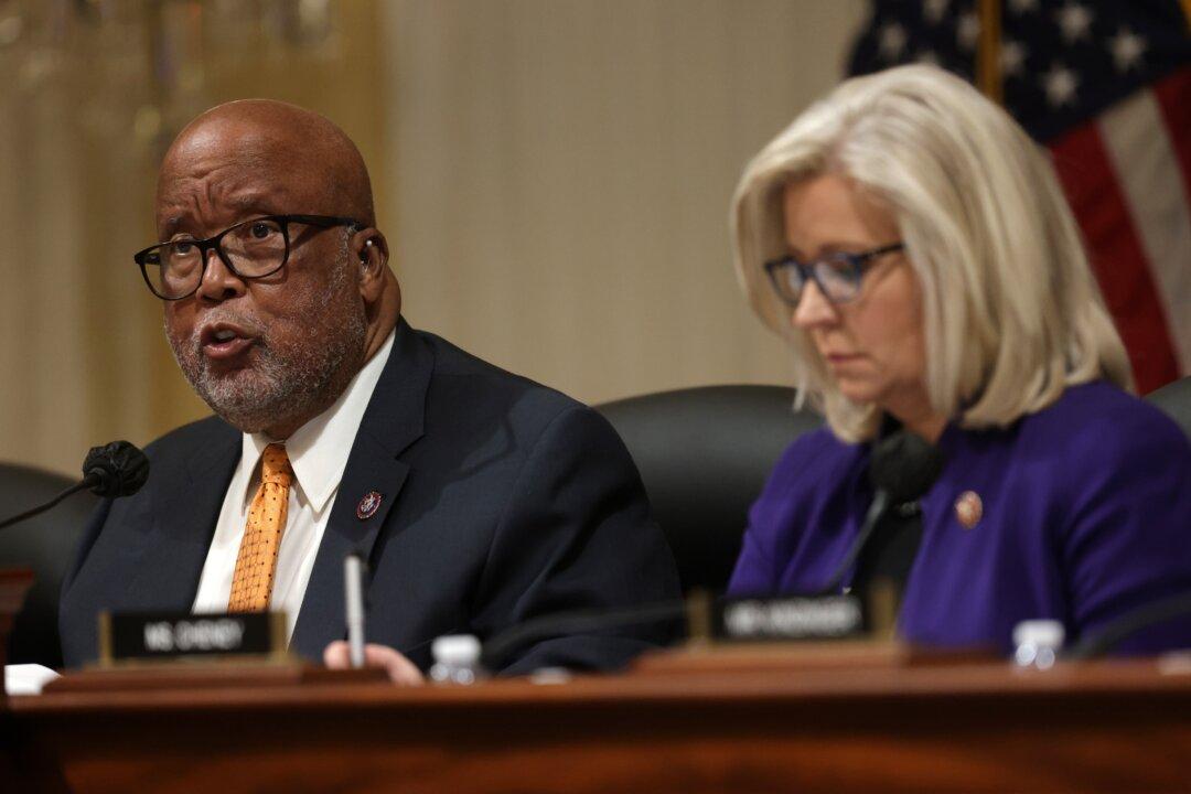 Appeals Court Temporarily Blocks Jan. 6 Committee From Obtaining RNC Records