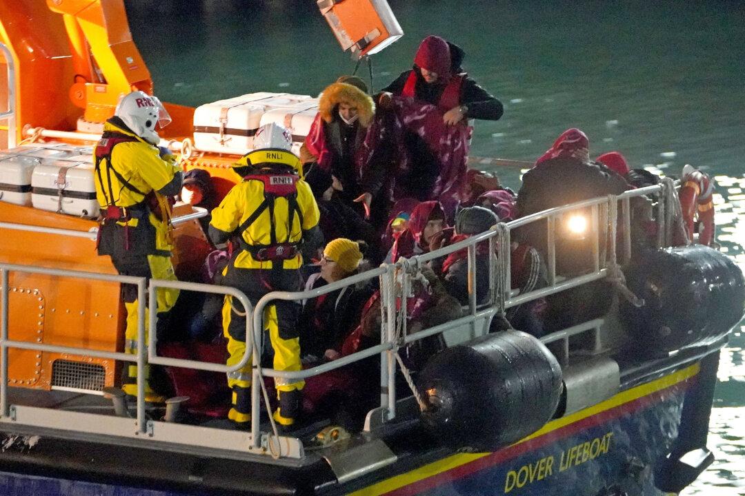 Government Orders Probe Into Deadliest English Channel Capsize That Killed 27 Migrants