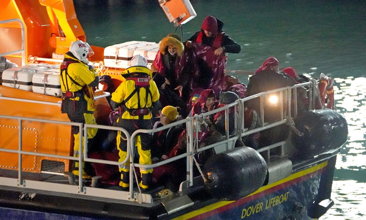 Government Orders Probe Into Deadliest English Channel Capsize That Killed 27 Migrants