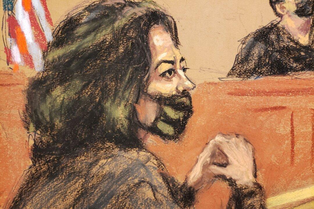 Epstein Victims’ Fund Hands Maxwell Accusers’ Claims to Maxwell, Prosecutors