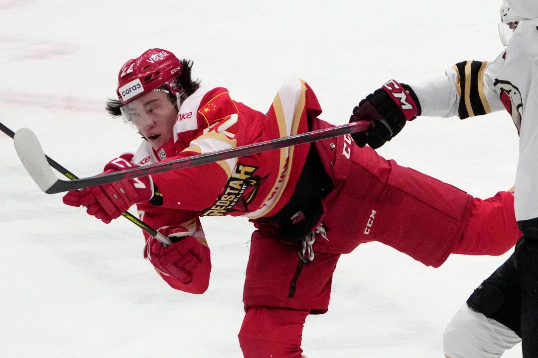 IIHF Meets to Review Olympic Eligibility of Chinese Players