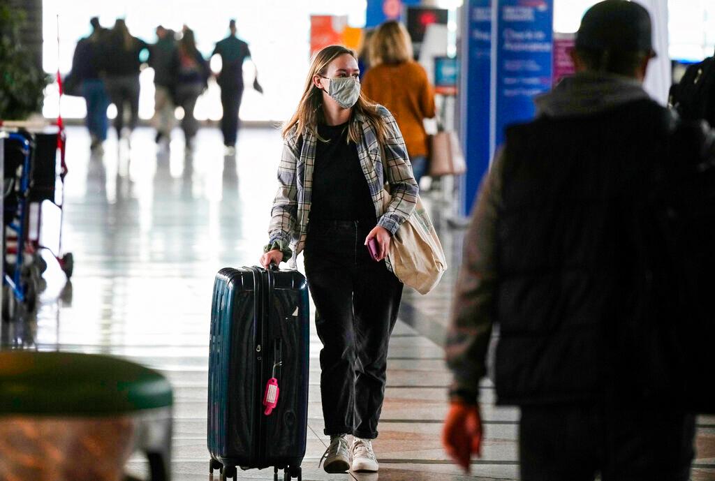 More Than 900 Flights Canceled at Denver International Airport Due to Winter Weather Conditions: Reports
