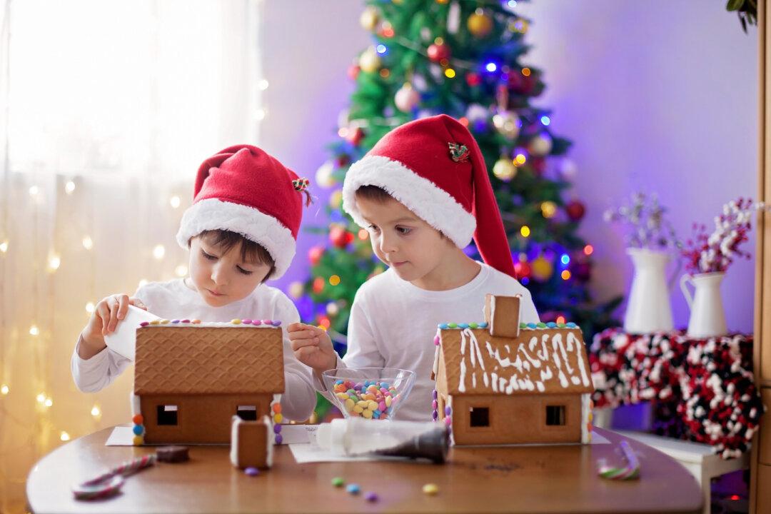 6 Ways to Celebrate the Spirit of Christmas in Your Homeschool