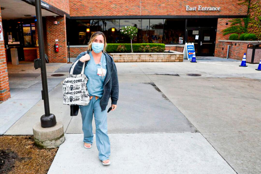 Federal Government Dispatches Teams to Michigan to Help Deal With COVID-19 Surge