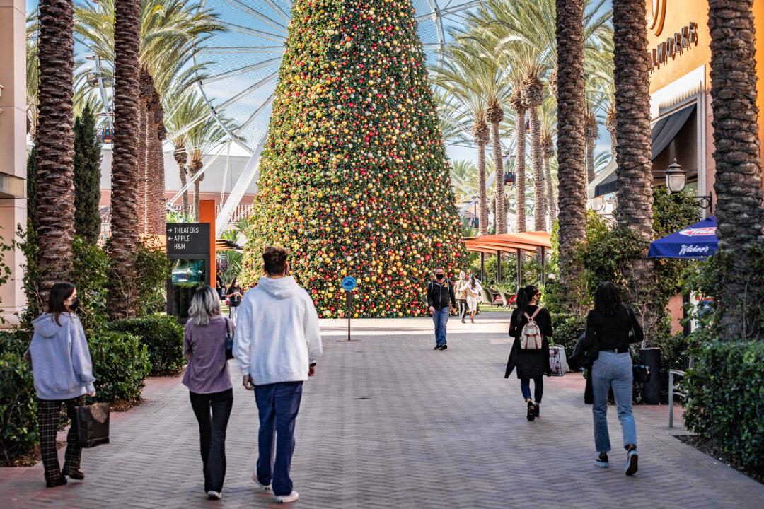 Family-Friendly Holiday Events in Orange County