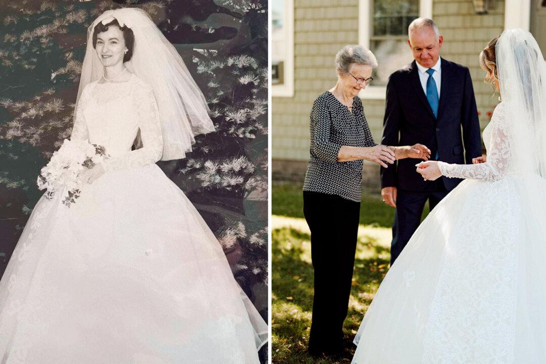 Bride Walks Down the Aisle Wearing Her Grandmother’s Wedding Dress From 1961