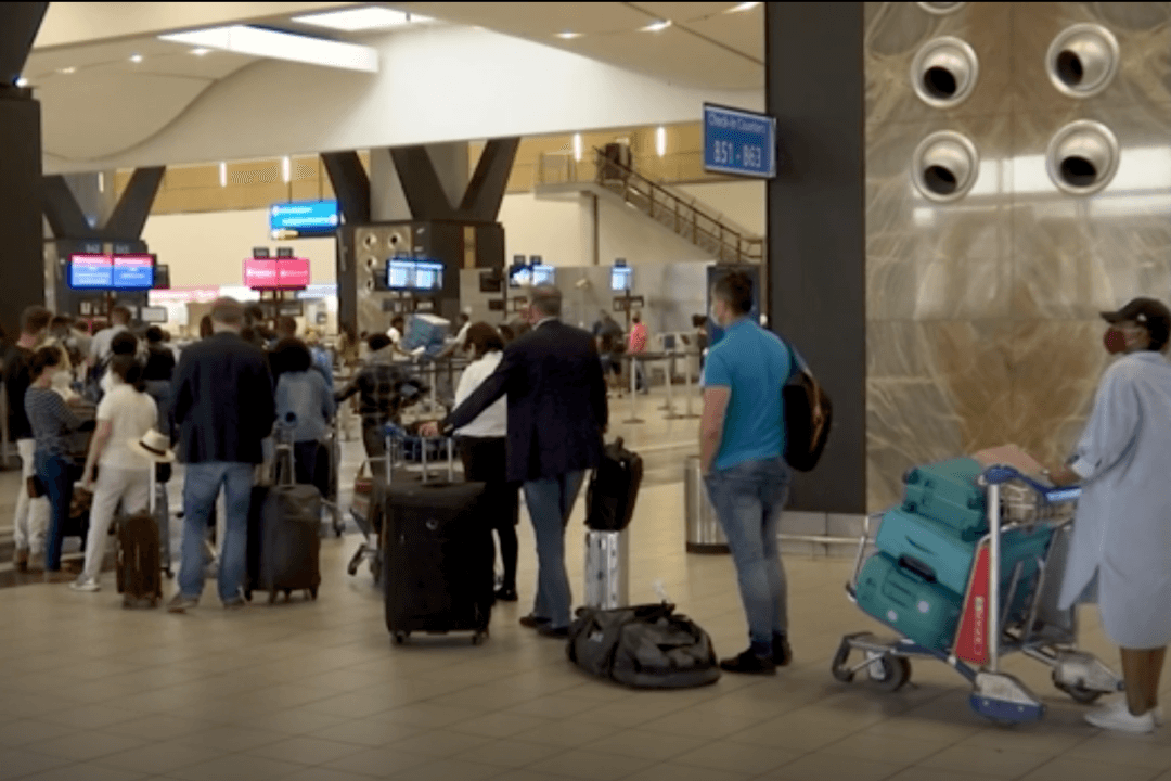 Frustration at South African Airport as Foreigners Try to Fly Home