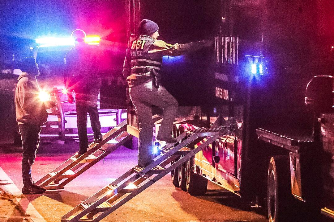 4 Killed, Including Officer and Suspect, in Georgia Shooting