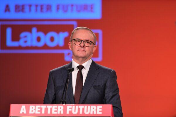 Leader of the Opposition Anthony Albanese delivers a speech to Labor supporters at the Wests Ashfield Leagues Club in Sydney, Australia, on Dec. 5, 2021. (AAP Image/Dean Lewins)