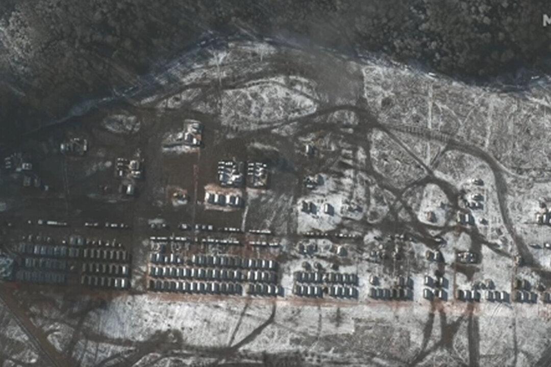 Satellite Images Said to Show Russia Troop Buildup