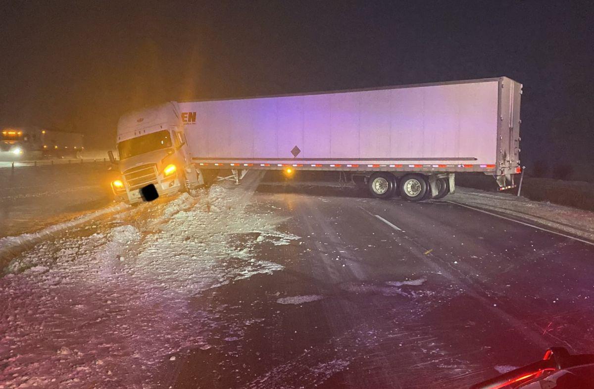 Minnesota Snow, Ice Leads to 261 Crashes and 115 Spin-Outs: Officials