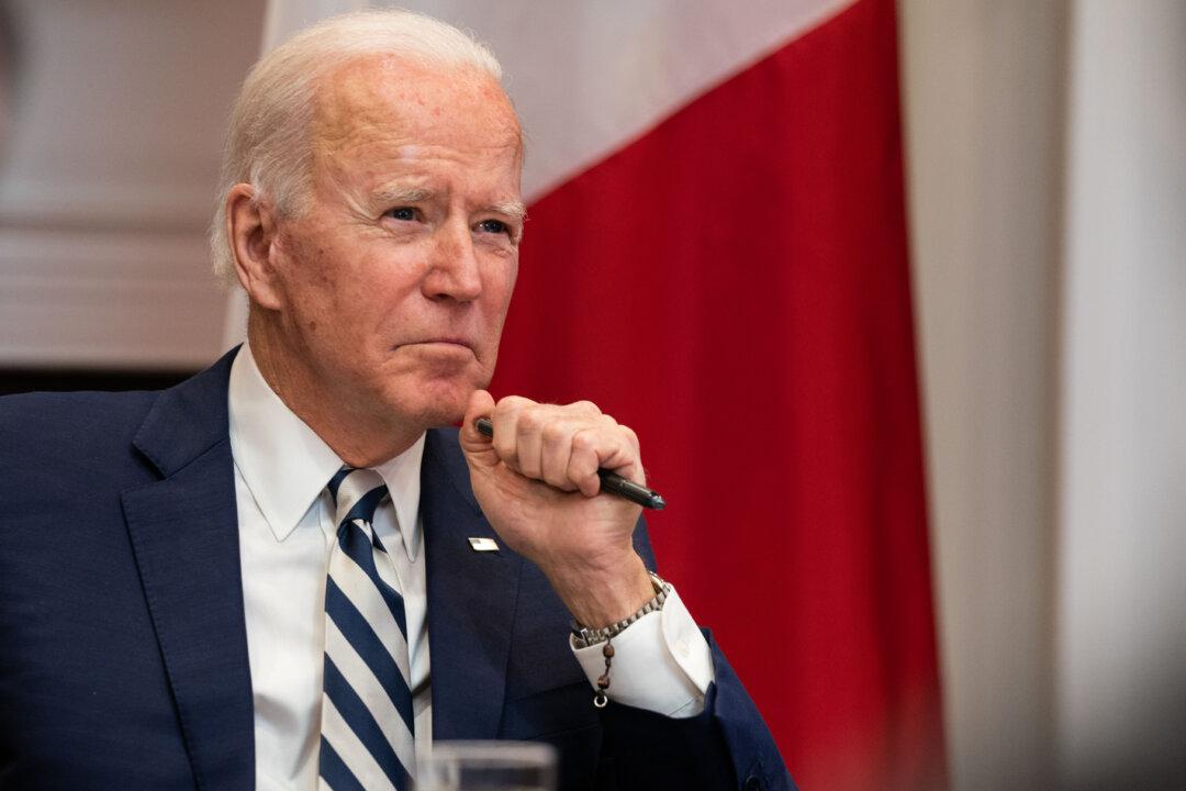 Schumer: Biden Does Not Expect Spending Bill to Pass in December