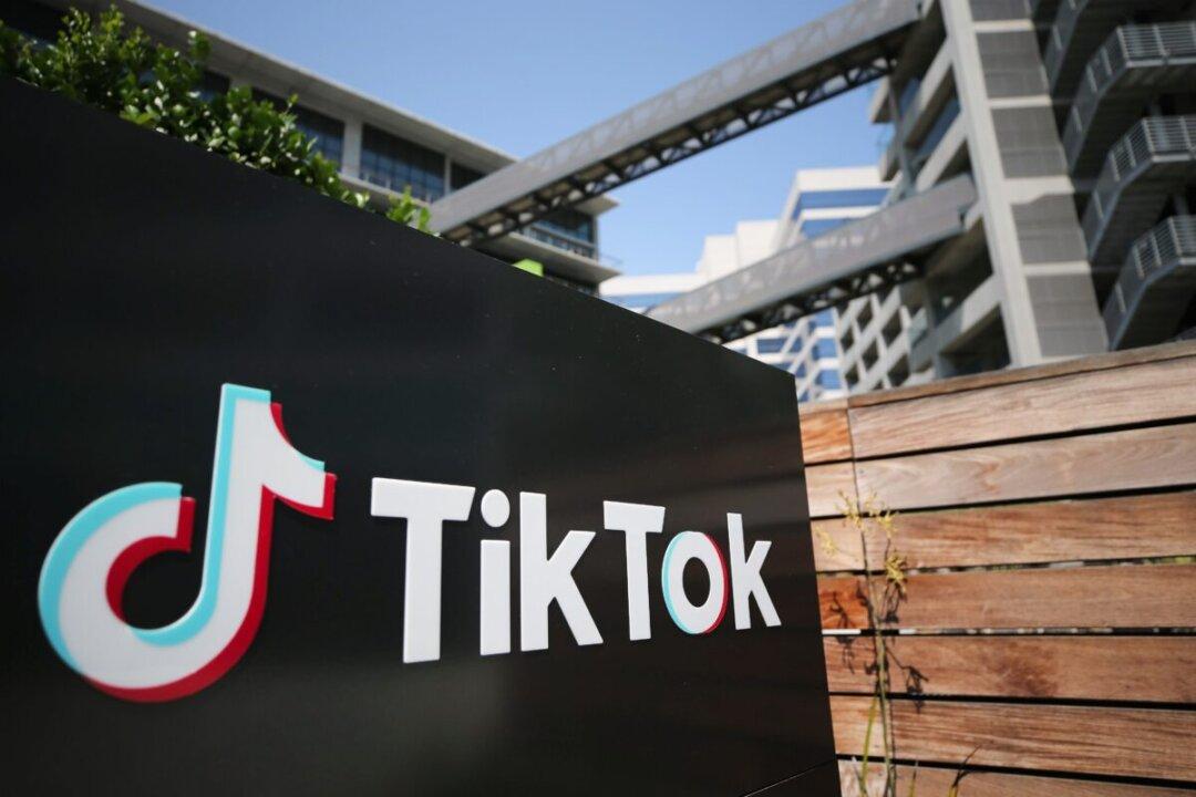 TikTok Users Are Feeding Data to CCP Intelligence Agencies, Cyber Experts Warn