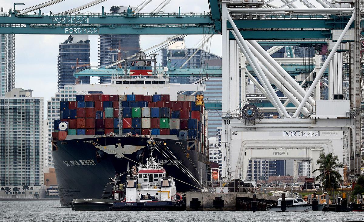 Import Prices Rise by 1.4 Percent