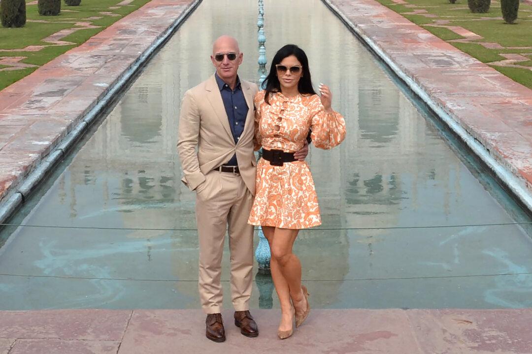 10 Richest People That Saw Their Wealth Drop Most in 2022