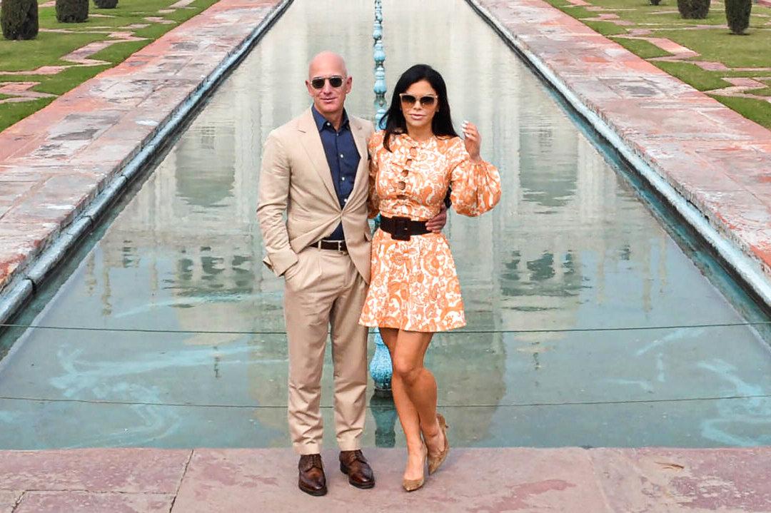 Corporate Insiders Sold Record Level of Stock in 2021