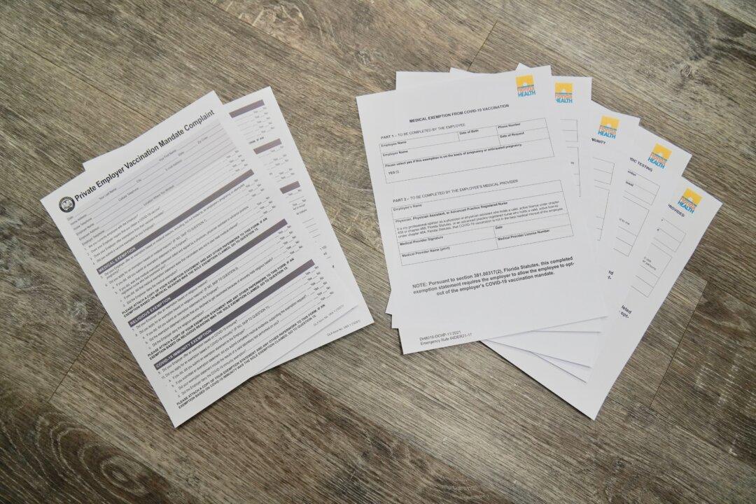 Florida Unveils Tools for Reporting Employers Who Violate Restrictions on Vaccine Mandates