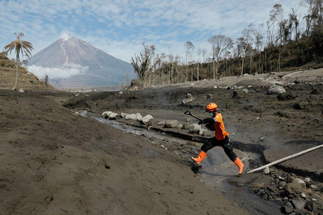 Indonesia Considers Relocations After Deadly Volcanic Eruption