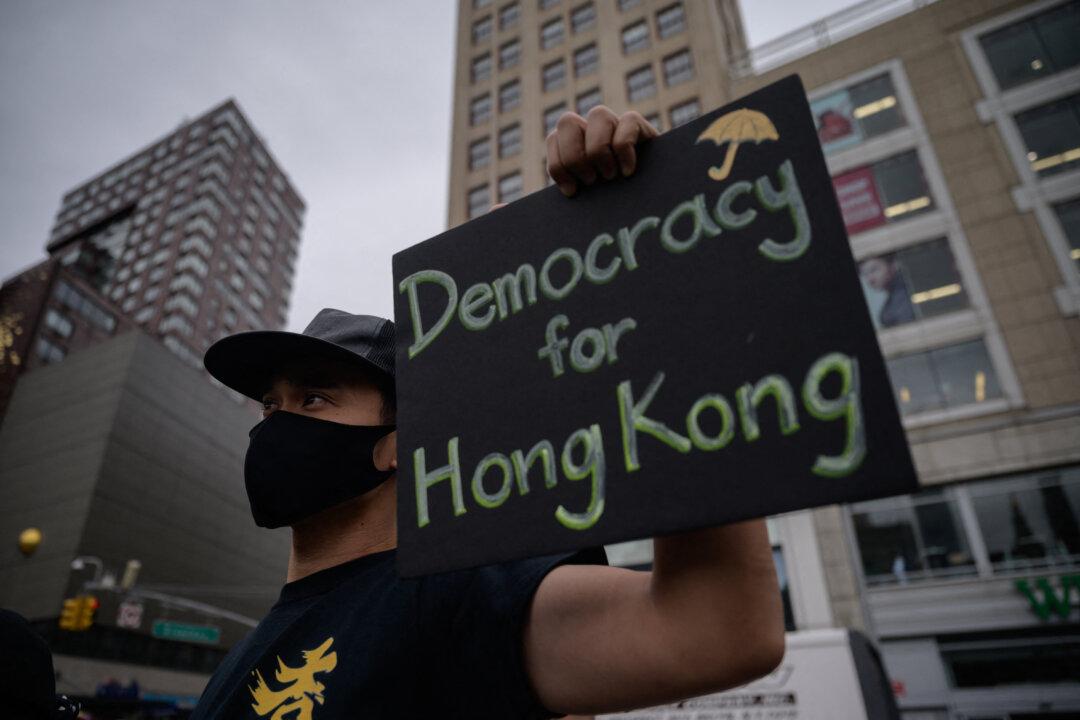 CCP Increasingly Relies on Economic Coercion to Get What It Wants, Silence Opposition, Experts Say