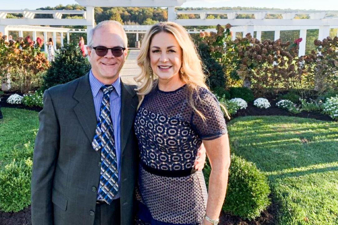 Pennsylvania COVID-19 Patient Fights for Access to Ivermectin