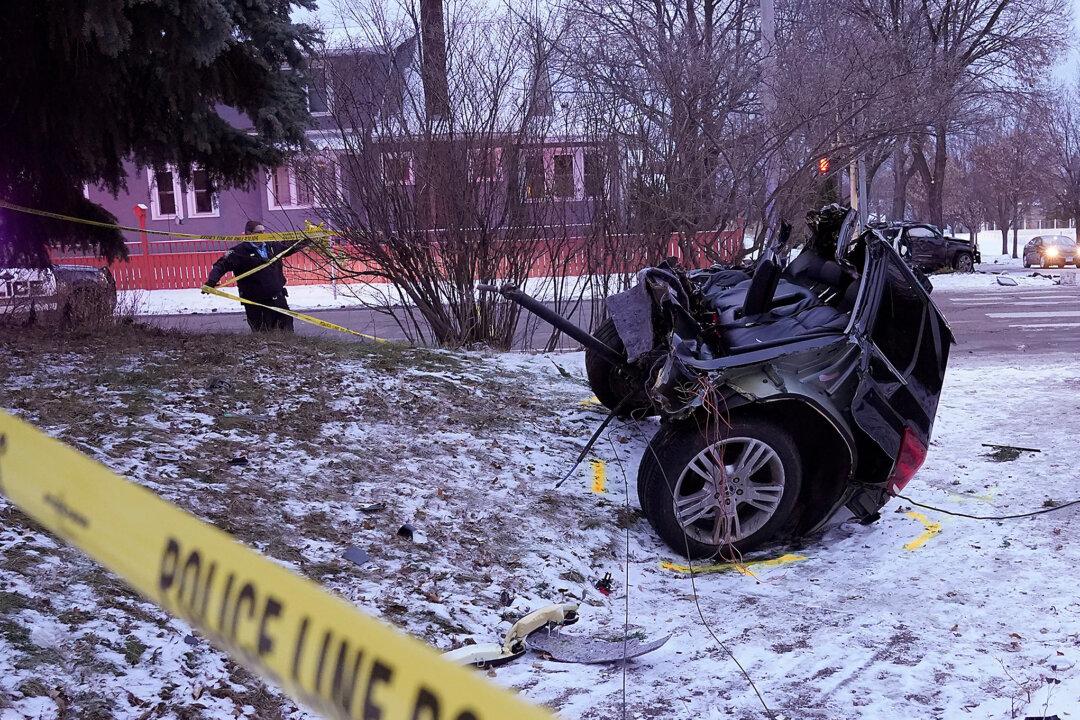 2 Dead, 3 Injured in Crash After Police Pursuit in Minnesota
