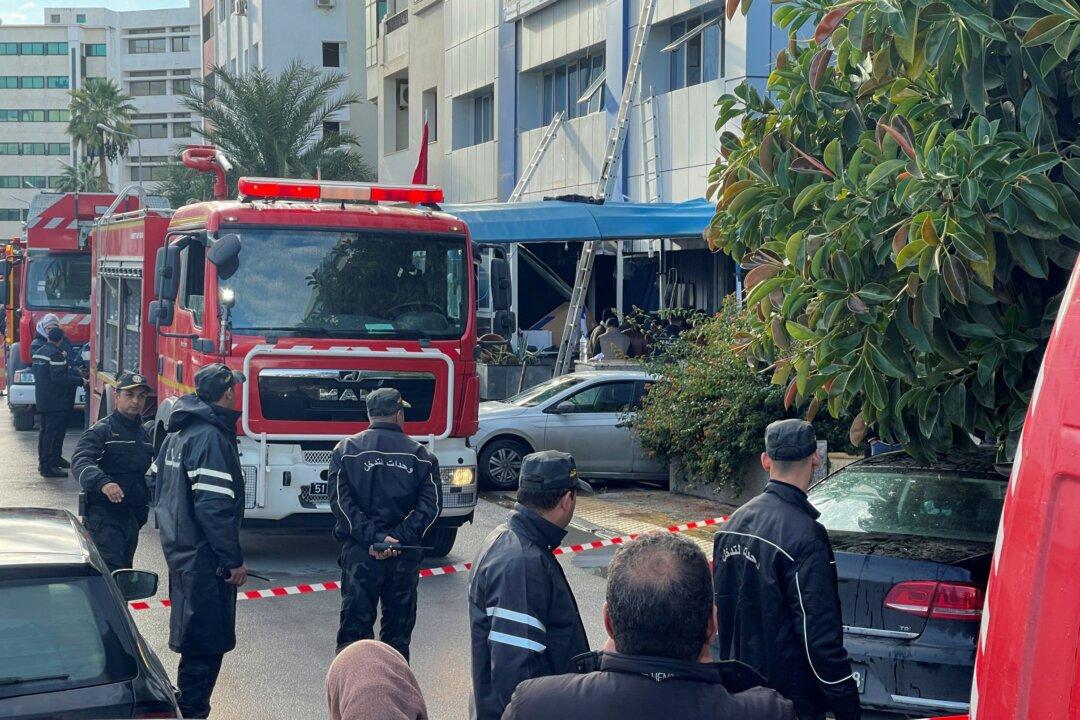 One Person Dies, 12 Injured in Fire at Tunisian Ennahda Party HQ