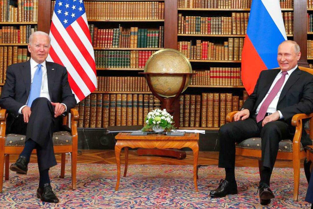 Biden Warns Russia Against Using Nuclear Weapons in Ukraine