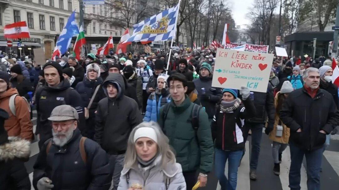 Thousands Protest COVID-19 Policies in Austria