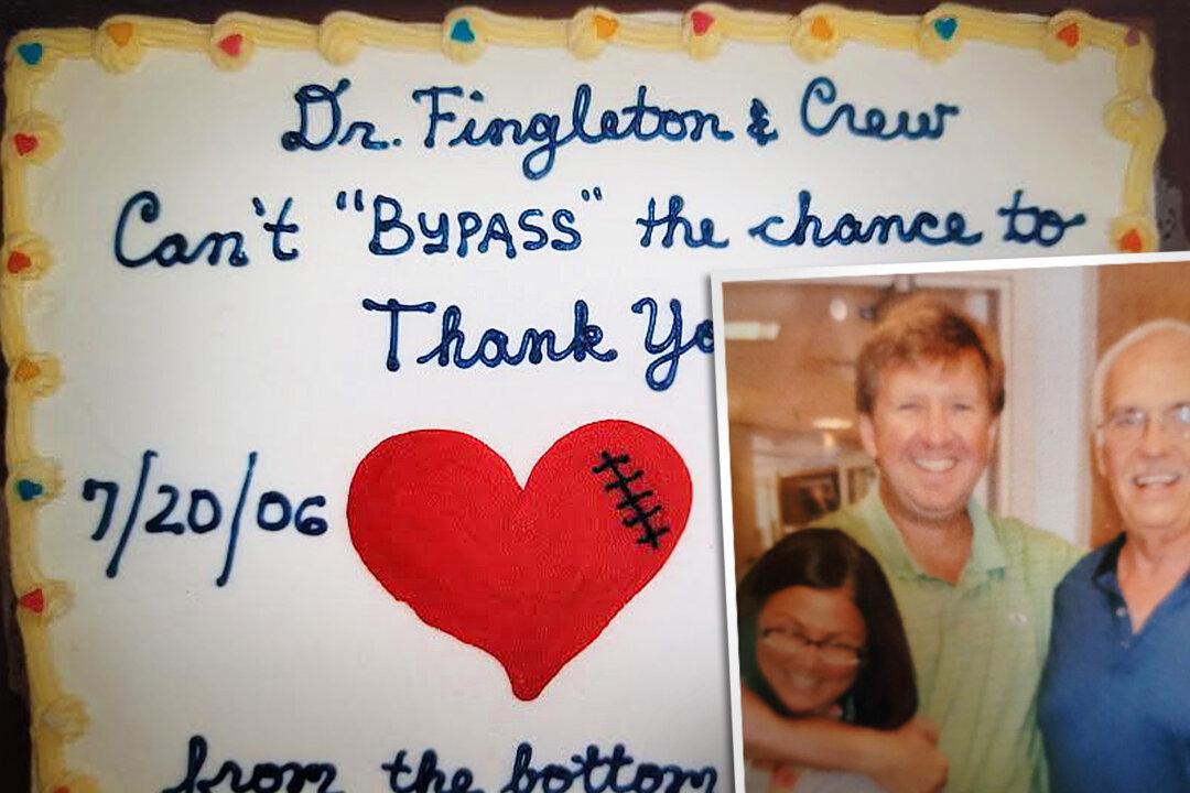 Heart Surgeon Saved Life of Bakery Owner’s Dad 15 Years Ago; Now She Sends Him Cakes Every Year