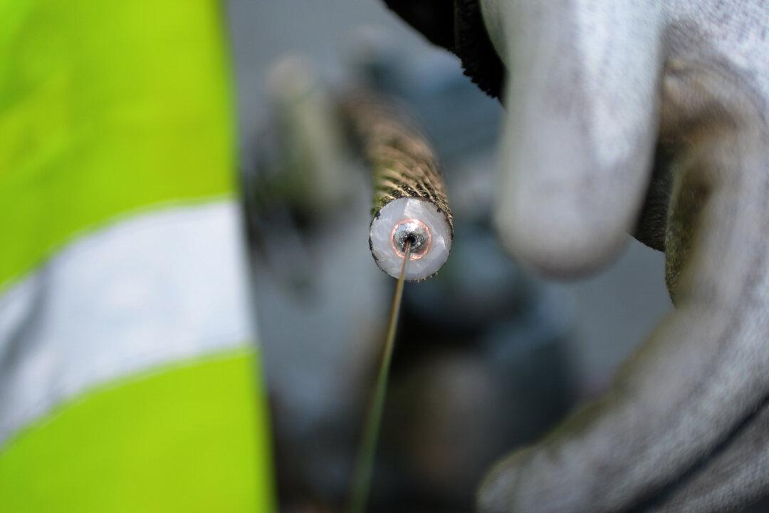 House Advances Bill Calling for Strategy to Defend, Retain Control of Subsea Cables